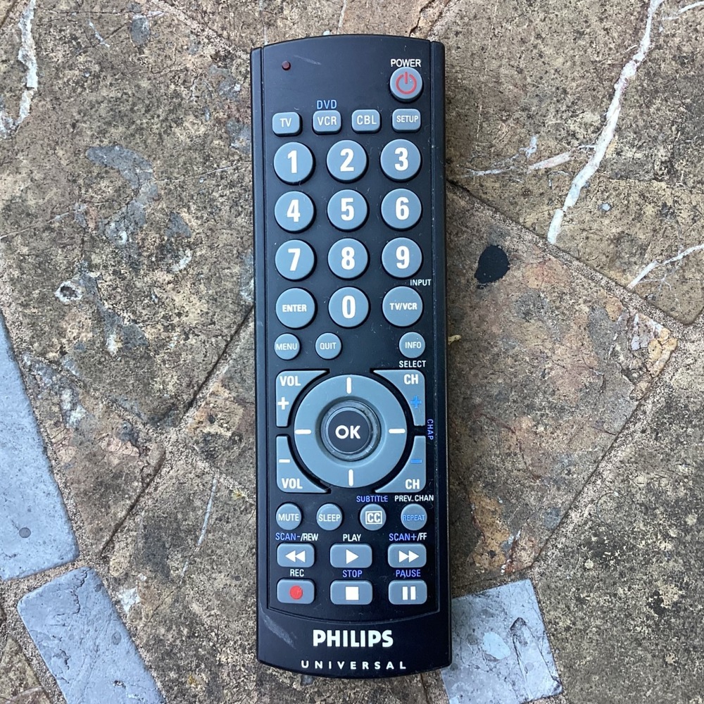 Phillips Universal Remote Control Model ‎ SRU2103/27 - Cleaned Tested & Working
